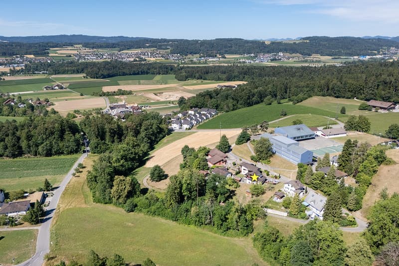 Maison familiale de 5,5 pièces attrayante dans un environnement verdoyant avec réserve de terrain constructible optionnelle (2)