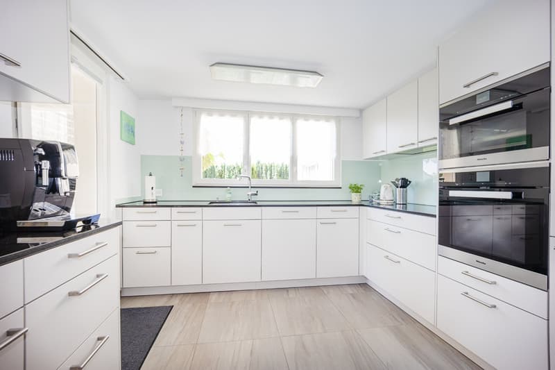 Maison familiale de 5,5 pièces attrayante dans un environnement verdoyant avec réserve de terrain constructible optionnelle (6)