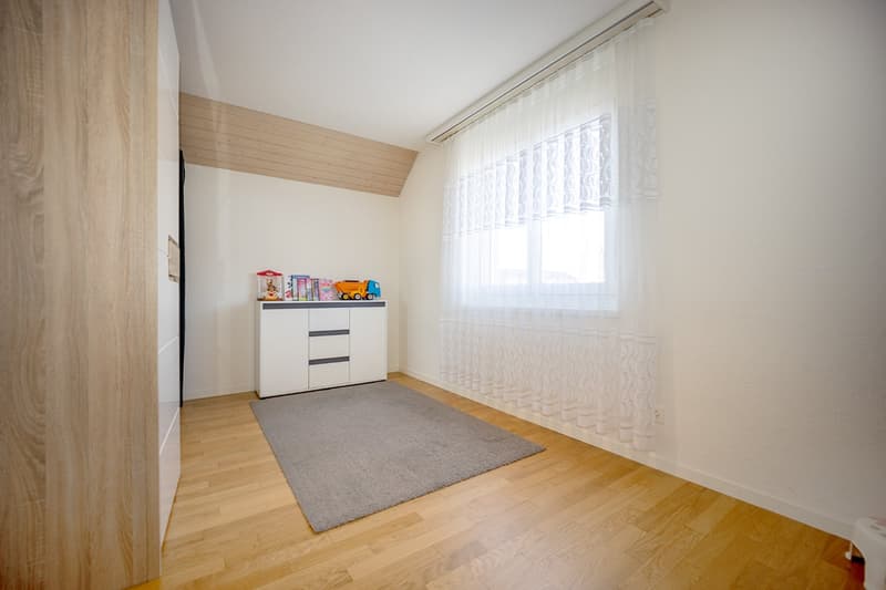 Attraktive 5,5-Zimmer-Dach-Maisonette-Eigentumswohnung in Mellingen (9)