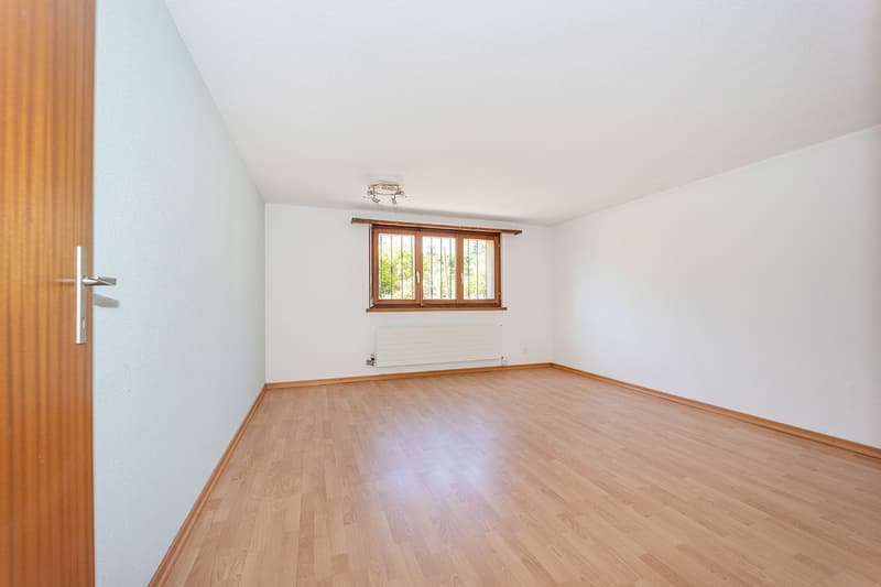 Freistehendes 5,5-Zimmer-Einfamilienhaus mit Wintergarten und attraktivem Grundstück (14)