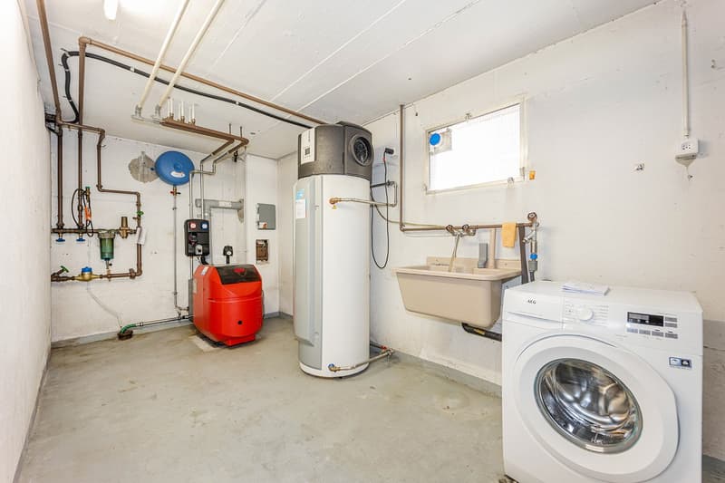 Freistehendes 5,5-Zimmer-Einfamilienhaus mit Wintergarten und attraktivem Grundstück (15)