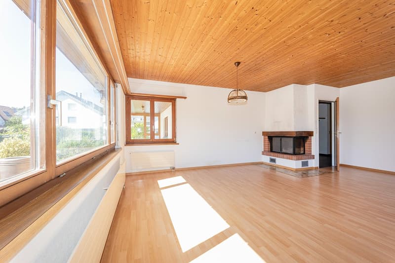 Freistehendes 5,5-Zimmer-Einfamilienhaus mit Wintergarten und attraktivem Grundstück (7)
