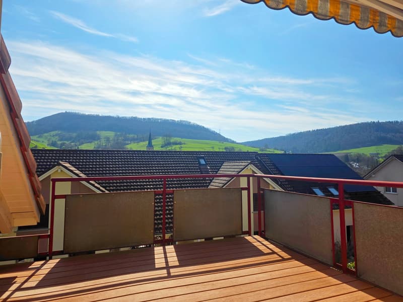 Charming apartment with balcony overlooking greenery – quiet & natural (1)