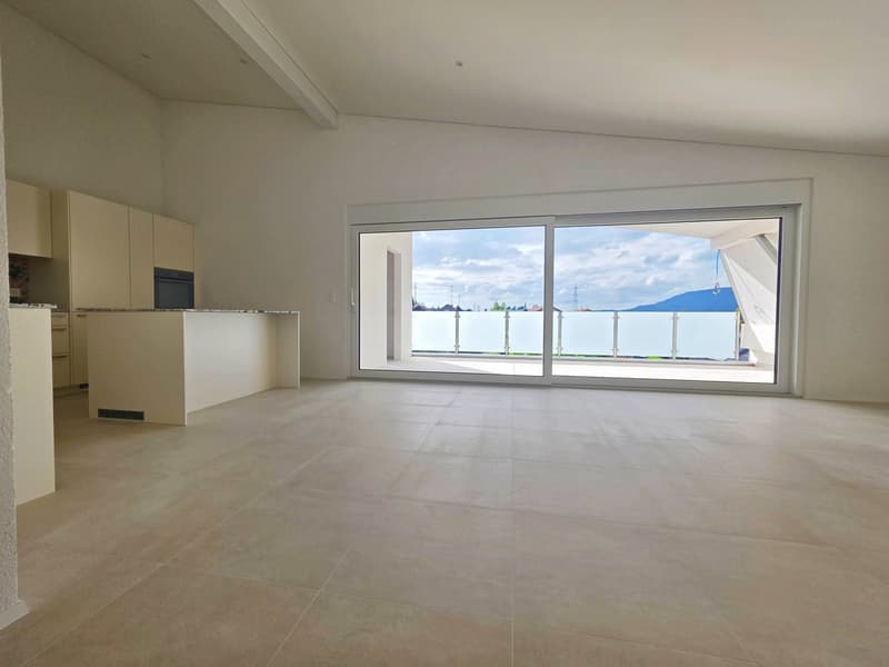 Erstbezug - Exklusive Neubau-Dachwohnung in Eiken (1)