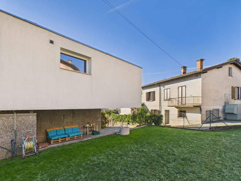 Image 9