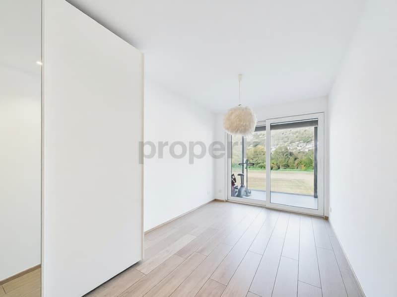 Image 9