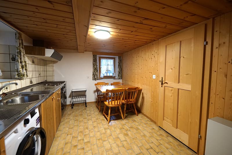 2.5 Zimmerwohnung direkt neben der Skipiste (5)