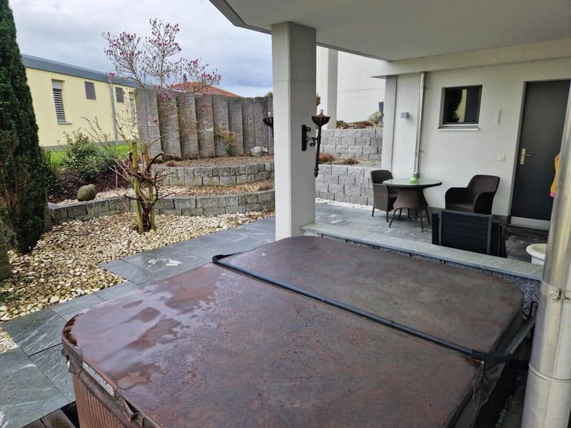 Grandiosa, lussuosa appartamento con terrazza e vista sulle montagne (11)