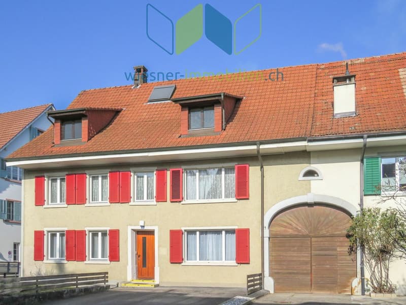 Large Family House with Great Development Potential!! (2)