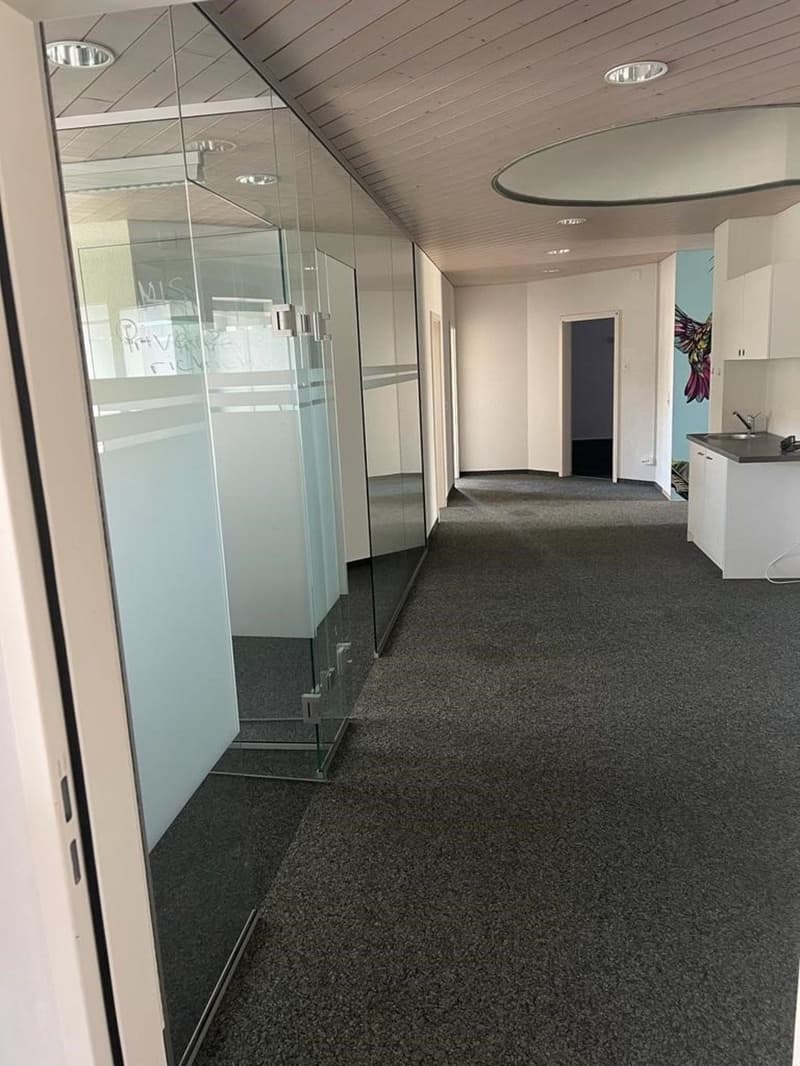 200m2 large office space for rent (4)