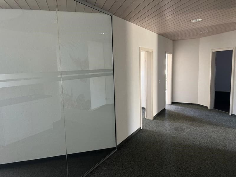 200m2 large office space for rent (6)