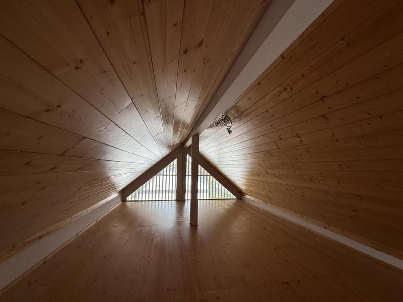 4.5-room attic apartment with winter garden, attic storage & spacious outdoor areas (9)