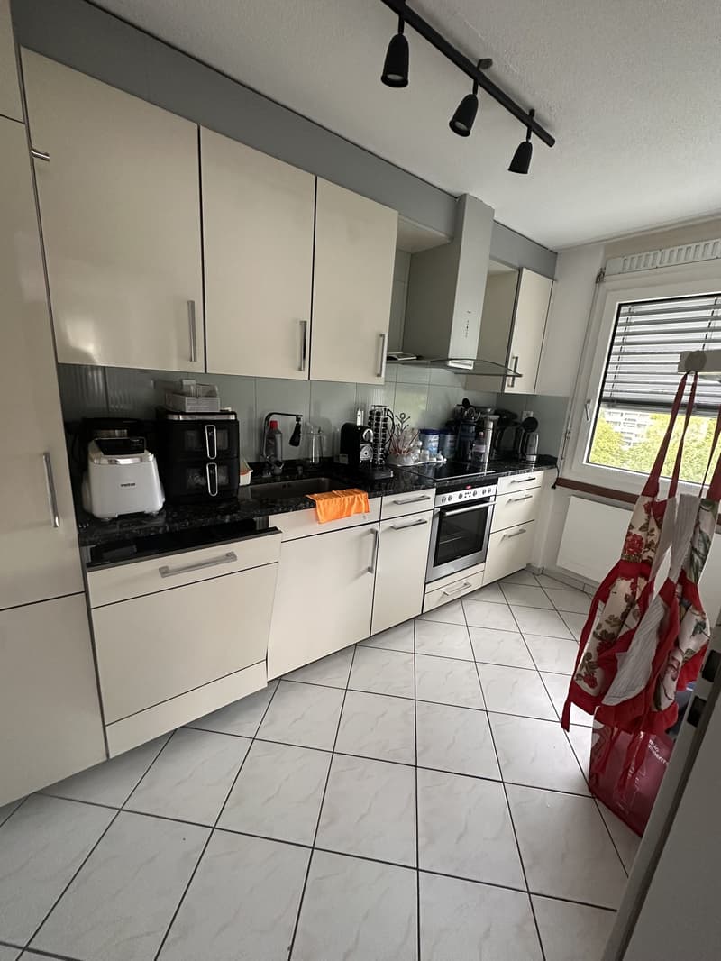 Appartement 3.5 pièces abordable au 6e étage à louer (5)