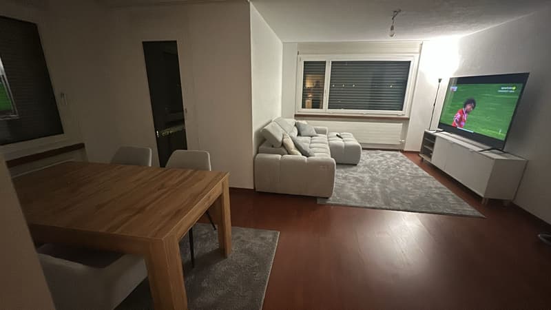 Appartement 3.5 pièces abordable au 6e étage à louer (2)
