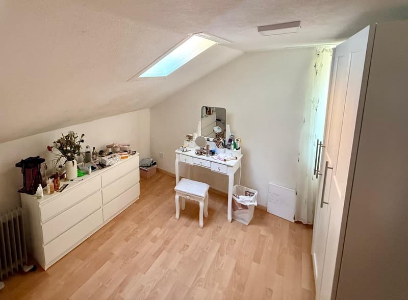 Einfamilienhaus mit grosser Terrasse und viel Potenzial in Elfingen (7)