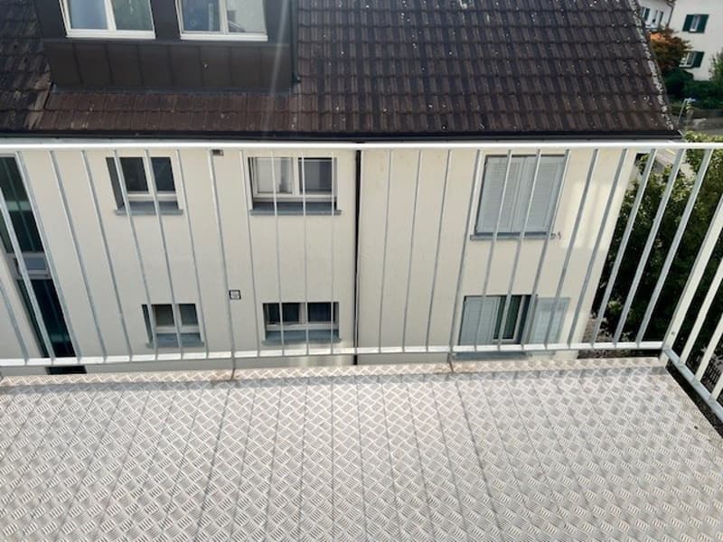 Schöne neu sanierte 2-Zimmer-Wohnungen zu vermieten (12)