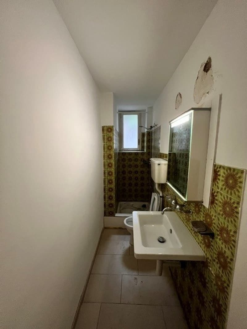Schöne zentrale 3-Zimmerwohnung im 1. OG zu vermieten (6)