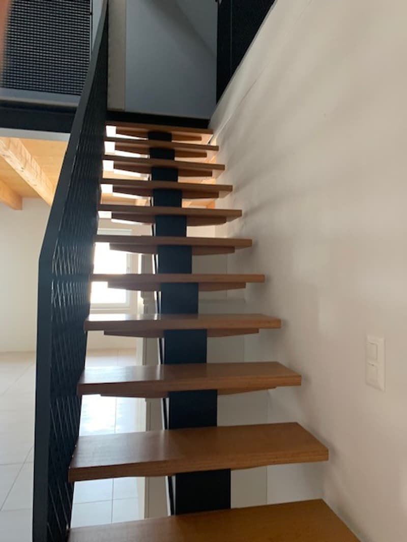 Charmante geräumige 4.5-Maisonette-Dachwohnung (149m2) zu vermieten (11)