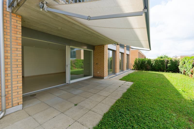 Occasione a Oberrohrdorf: Appartamento di giardino spazioso 4.5 locali (1)