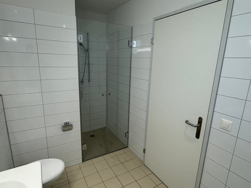 Occasione a Oberrohrdorf: Appartamento di giardino spazioso 4.5 locali (9)