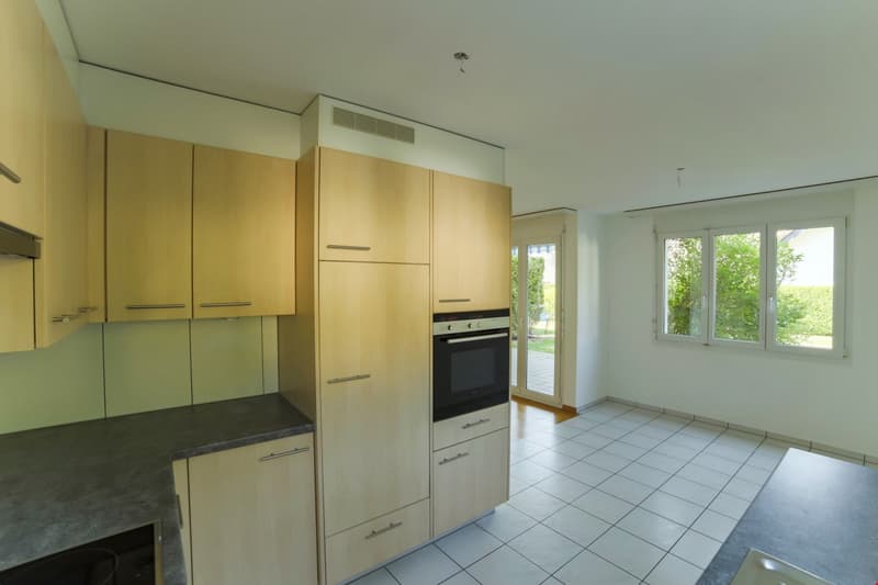 Appartement avec jardin dans un endroit calme (3)