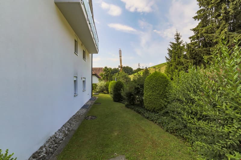 Appartement avec jardin dans un endroit calme (8)
