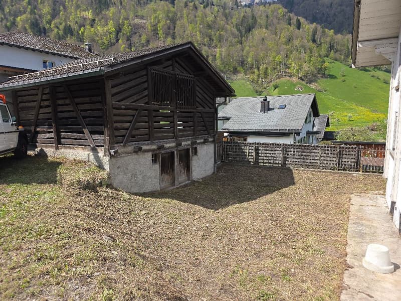 Umbauobjekt : freistehendes Einfamilienhaus mit Schopf (2)
