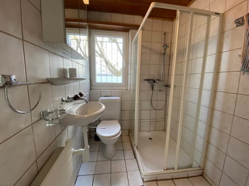 4 Bedroom Single-Family House (14)