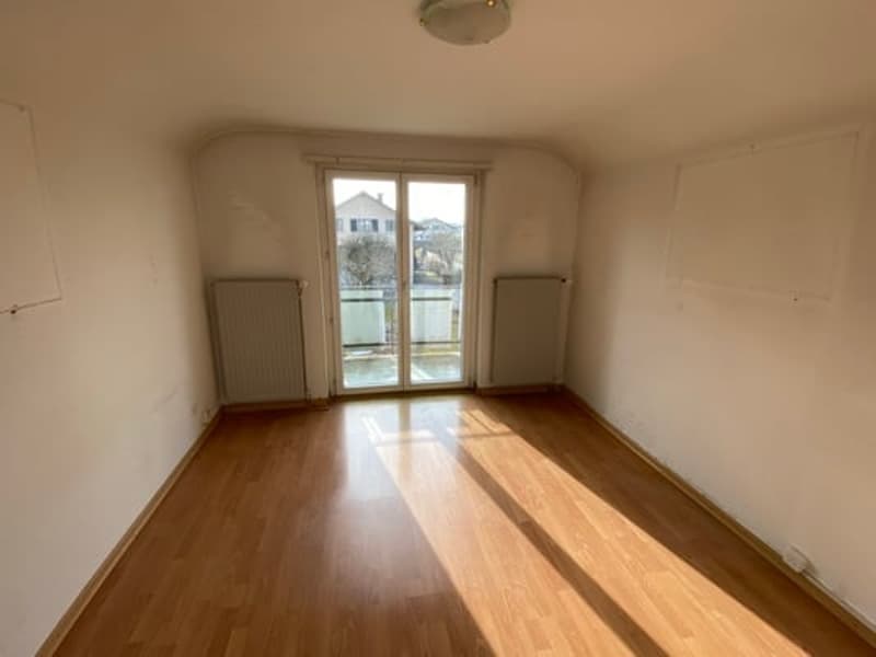4 Bedroom Single-Family House (12)