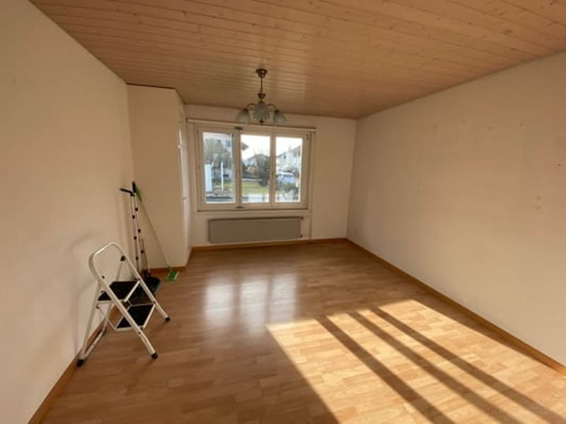 4 Bedroom Single-Family House (10)