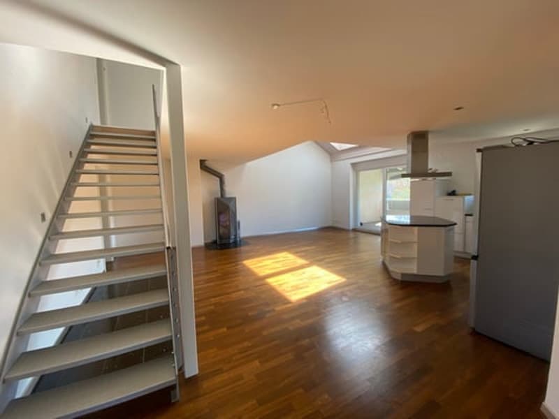 Modern 5.5-room duplex apartment in Baetterkinden (5)