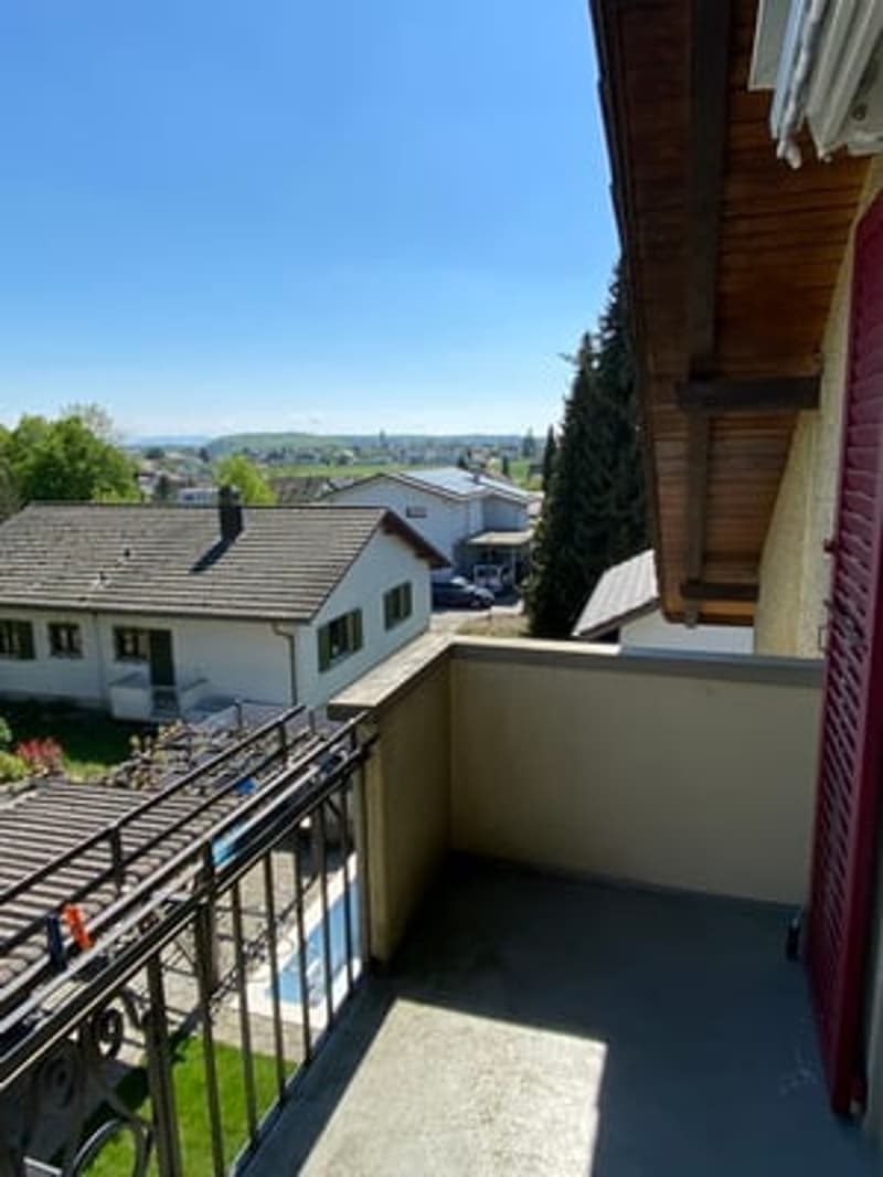 Appartamento di 3 locali ben curato con balcone a Biberist – disponibile immediatamente! (6)