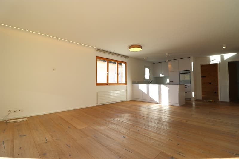 Charmante 3-Zimmer-Wohnung in Laax – sofort verfügbar! (3)