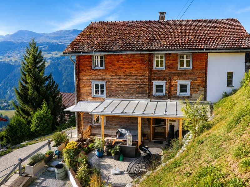 Charmantes 5-Zimmer-Maisonette in Andiast – Rustikales Alpenflair mit modernem Komfort (28)