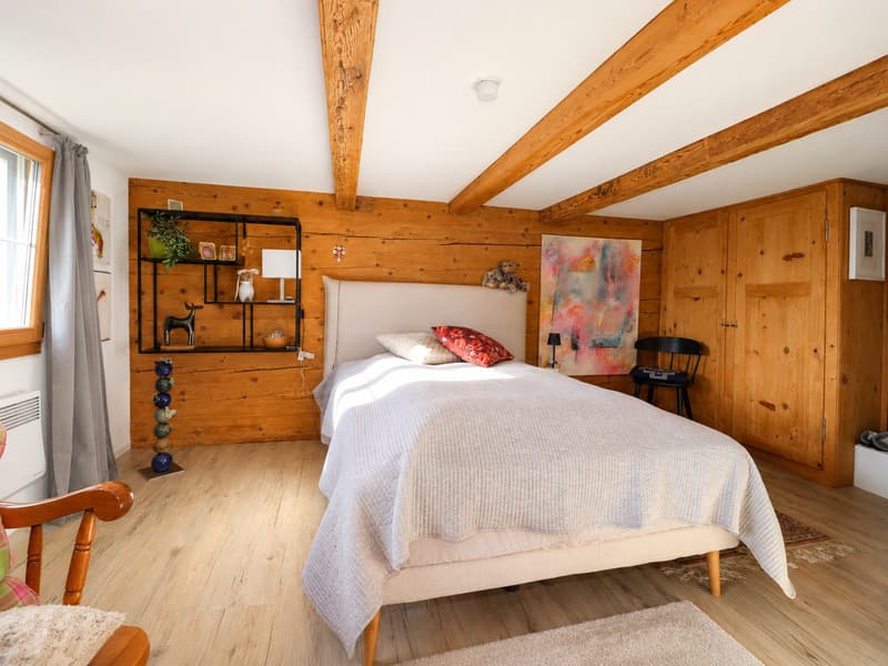 Weitere Schlafzimmer mit begehbarem Schrank im OG