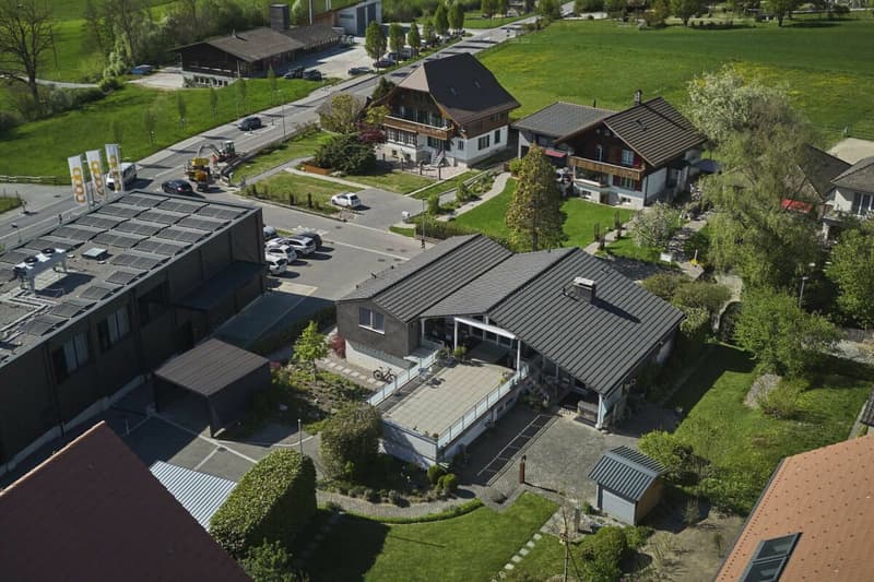Habiter et travailler réunis - espace pour la vie, le travail et les visions (10)