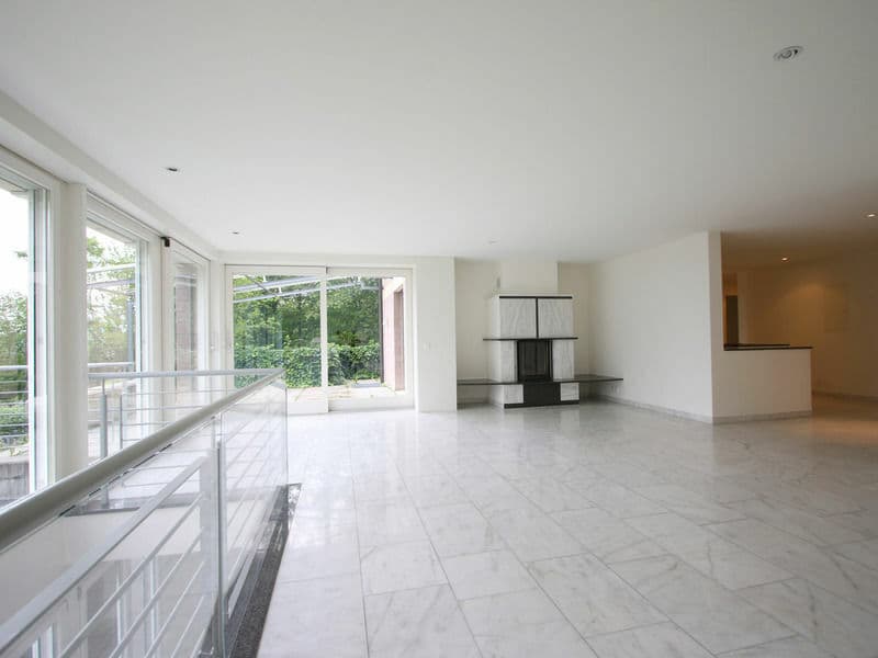 Elegante und grosszügige 6.5 Maisonette Wohnung mit Aussicht auf Basel (3)