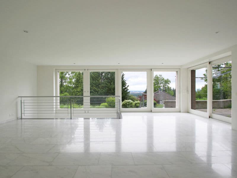 Elegante und grosszügige 6.5 Maisonette Wohnung mit Aussicht auf Basel (2)