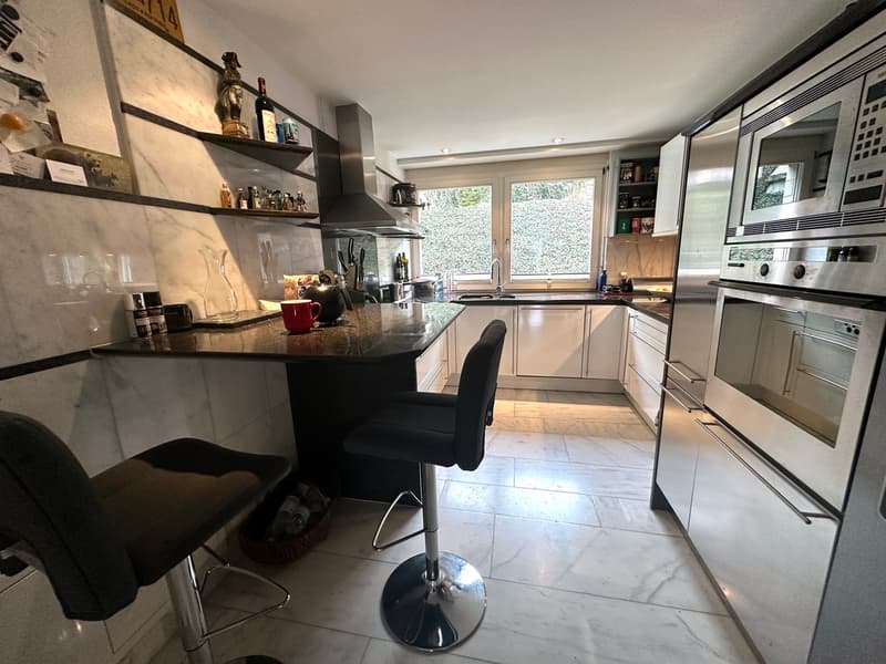 Elegante und grosszügige 6.5 Maisonette Wohnung mit Aussicht auf Basel (8)