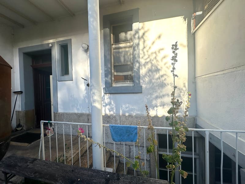 Tolles, gut erhaltenes Mehrfamilienhaus an perfekter Lage (8)