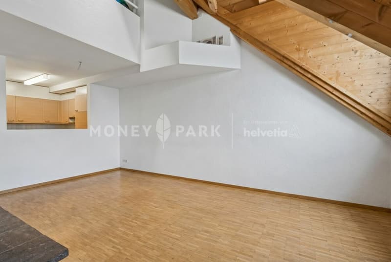 4.5-Room Maisonette Apartment with Fireplace (2)