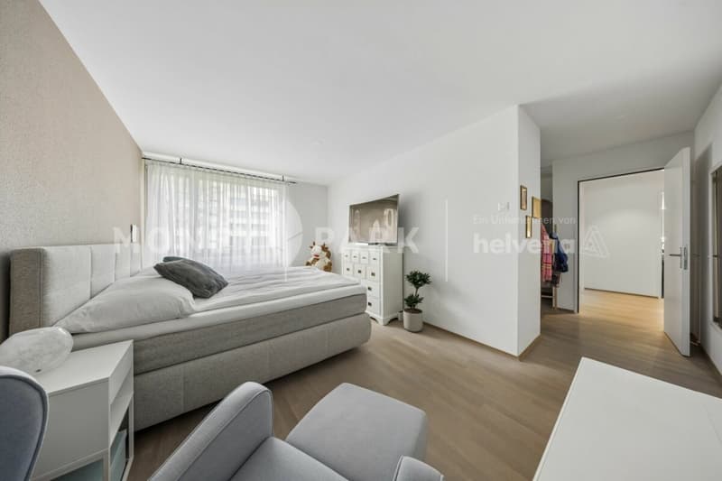 4.5 (optionally 5.5) room apartment with a large garden and a high level of privacy (5)