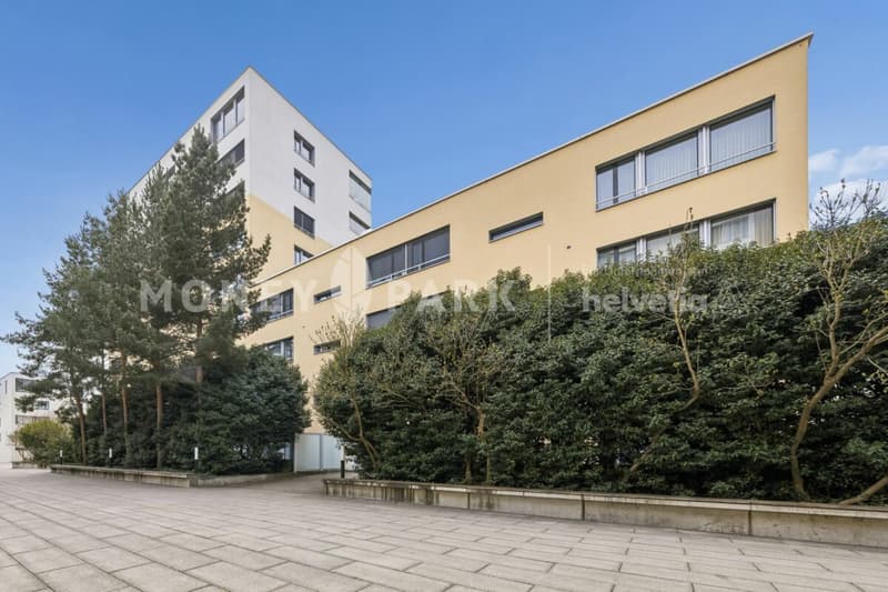 4.5 (optionally 5.5) room apartment with a large garden and a high level of privacy (8)