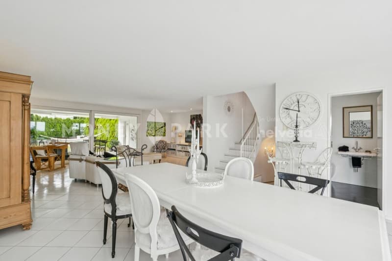Vivere con vista - Casa di 5,5 locali ben curata su Pfannenstiel (9)