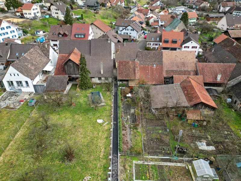 5-Bedroom Single-Family House with Restaurant (12)