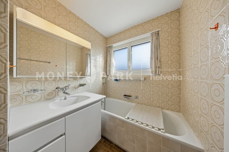 Appartamento attraente 3.5 locali con ampio e piccolo balcone (9)