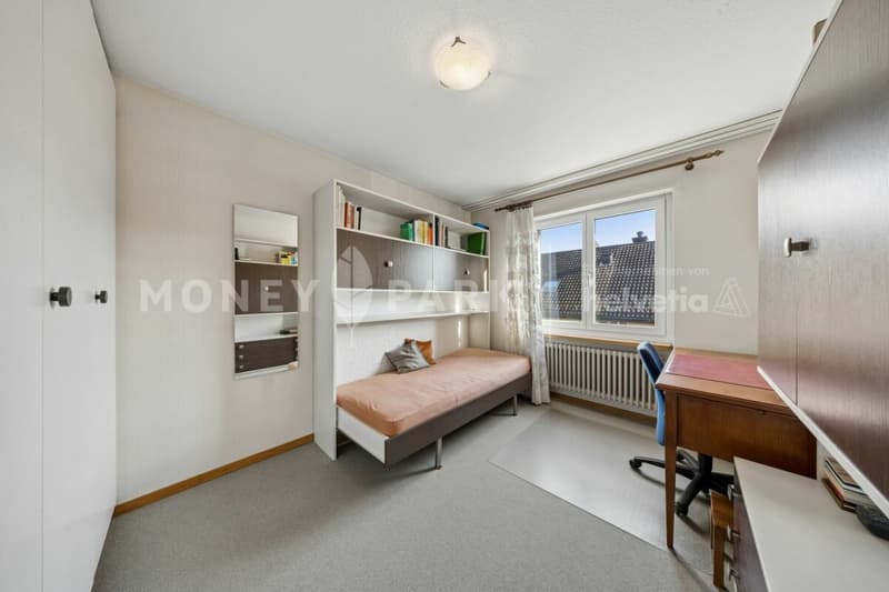 Appartamento attraente 3.5 locali con ampio e piccolo balcone (8)