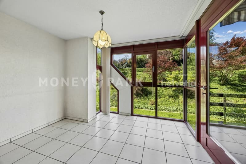 Attractive 4.5-room apartment with winter garden and large balcony (2)