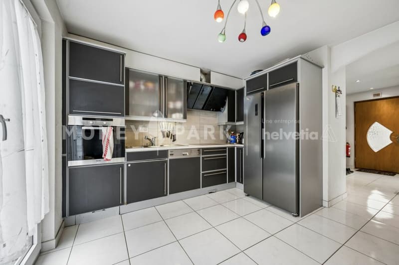 5-room family villa with garden (6)