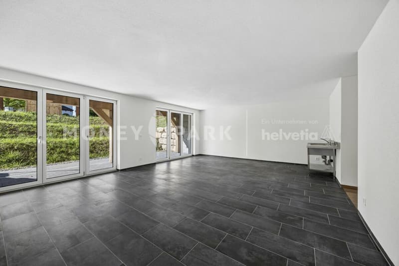 4.5-Room Haven: High-Quality Wooden House with Character (6)